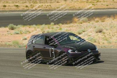 media/Jun-01-2025-CalClub SCCA (Sun) [[eae223c5dd]]/Group 1/Track Event 4/